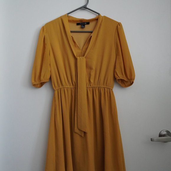 Mustard dress - Picture 12 of 12